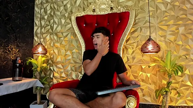 Snapshot of CHR58_ chatting on September 19, 12:02 am CHR58  online show from September 19, 12:02 am