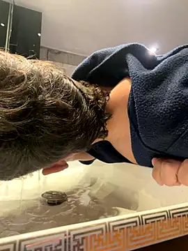 Snapshot of CHR58_ chatting on October 18, 6:16 am CHR58  online show from October 18, 6:16 am