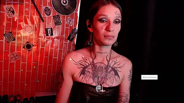 Snapshot of lilithword chatting on March 28, 7:02 pm lilithword online show from March 28, 7:02 pm