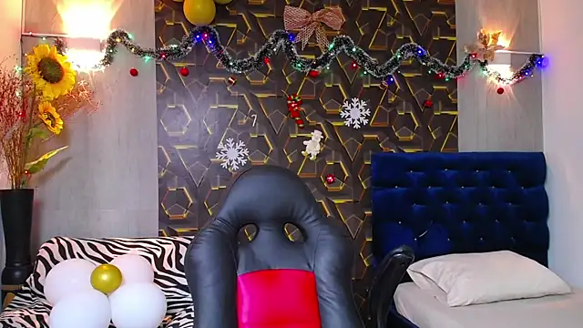 miss leidy  online show from November 16, 3:56 am