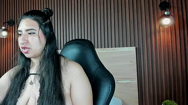 Snapshot of alice_coopperx chatting on October 25, 12:13 pm alice coopperx online show from October 25, 12:13 pm