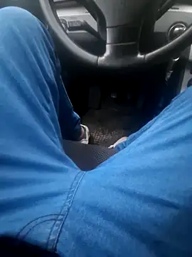 Snapshot of Mlody991112 chatting on October 11, 3:32 pm Mlody991112 online show from October 11, 3:32 pm