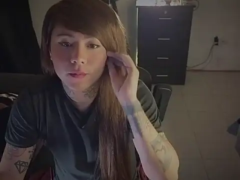kimberlygati2 online show from June 2, 10:45 pm