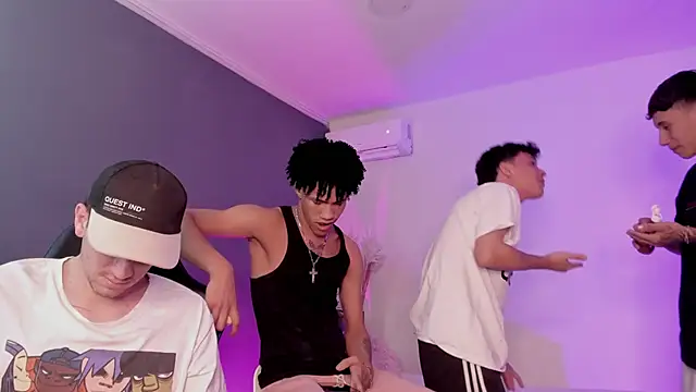 Handsomeboyss19 online show from July 1, 12:45 am