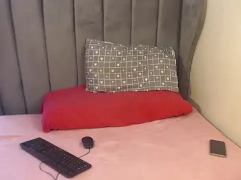 Hotgirl87 online show from October 14, 8:26 am