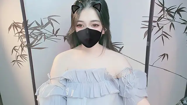 Snapshot of Sparkly_Candy chatting on November 28, 9:45 am Sparkly Candy online show from November 28, 9:45 am