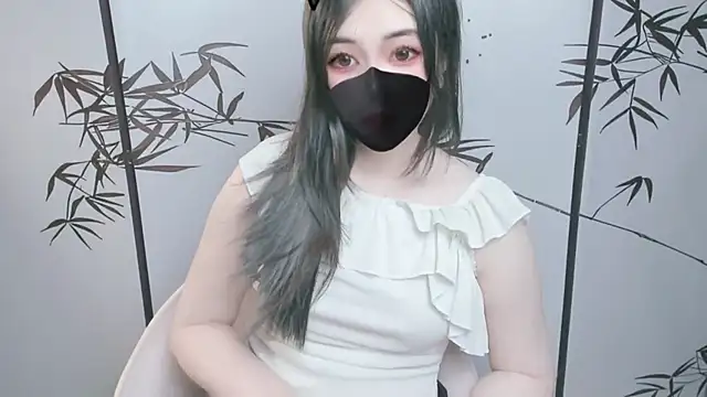 Snapshot of Sparkly_Candy chatting on December 2, 8:08 am Sparkly Candy online show from December 2, 8:08 am