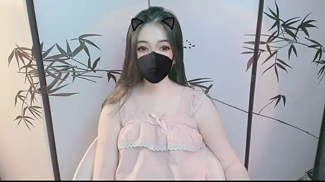 Snapshot of Sparkly_Candy chatting on December 21, 1:40 pm Sparkly Candy online show from December 21, 1:40 pm