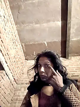 Xx pooja online show from November 12, 11:47 pm