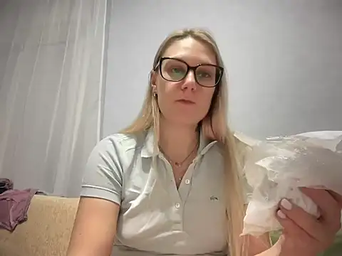 NikexPretty online show from November 3, 3:24 pm