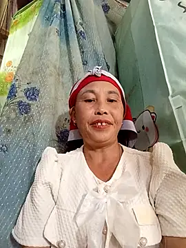 me-cute online show from October 8, 2:53 am