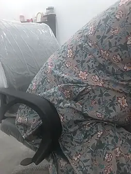 Snapshot of payal_261072_ chatting on February 21, 4:13 am payal 261072 online show from February 21, 4:13 am