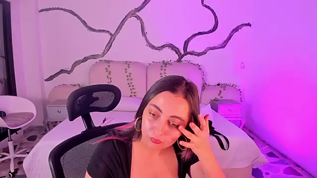 Snapshot of SarahCastro1_ chatting on September 12, 4:01 am SarahCastro1 online show from September 12, 4:01 am