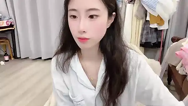 Freya7777 online show from September 24, 1:25 pm