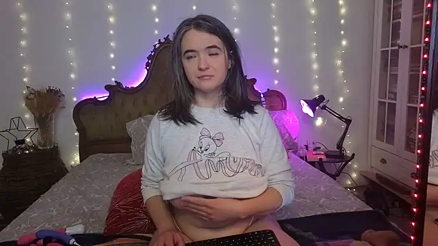 SilkenSin online show from February 3, 9:47 am