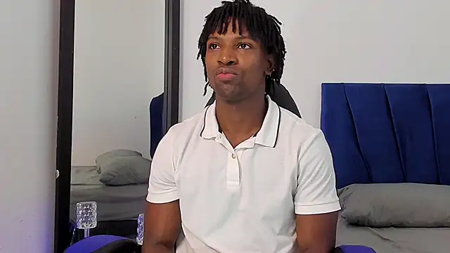 Snapshot of tau_montes chatting on October 1, 2:12 pm tau montes online show from October 1, 2:12 pm