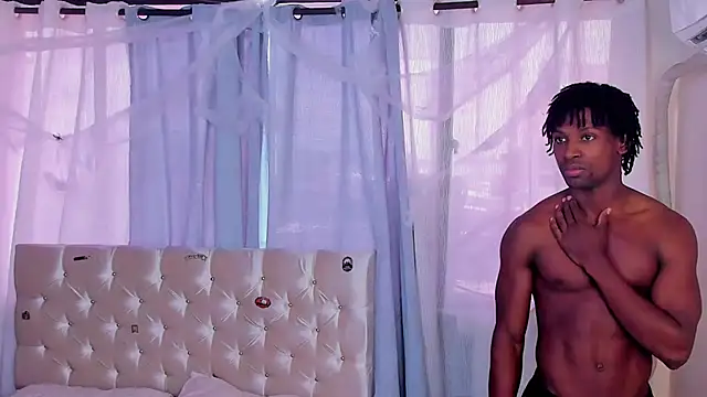 Snapshot of tau_montes chatting on October 15, 4:40 pm tau montes online show from October 15, 4:40 pm