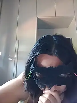Snapshot of caldaevogliosa81 chatting on June 24, 10:14 am caldaevogliosa81 online show from June 24, 10:14 am