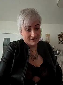 Snapshot of Rozendefotz chatting on November 10, 7:18 am Rozendefotz online show from November 10, 7:18 am