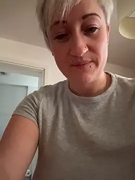 Snapshot of Rozendefotz chatting on November 13, 7:07 am Rozendefotz online show from November 13, 7:07 am