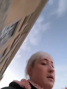 Snapshot of Rozendefotz chatting on November 19, 6:24 am Rozendefotz online show from November 19, 6:24 am