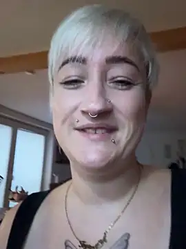 Snapshot of Rozendefotz chatting on November 20, 6:57 am Rozendefotz online show from November 20, 6:57 am