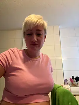 Snapshot of Rozendefotz chatting on November 25, 7:19 am Rozendefotz online show from November 25, 7:19 am