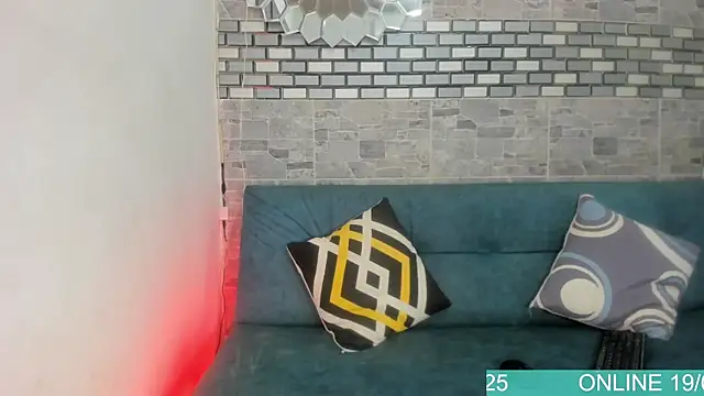 Samm Hots online show from September 19, 1:45 pm