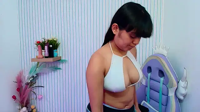 kataleya  18 online show from June 25, 7:51 pm