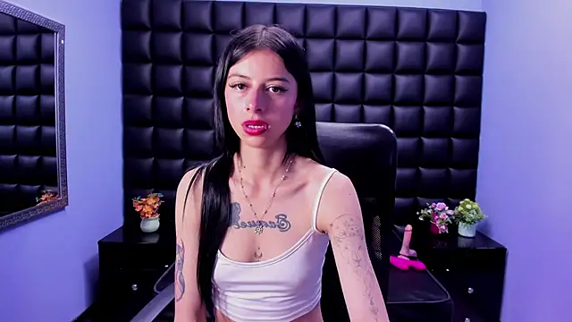 Dulce Miaa  online show from October 27, 3:27 pm