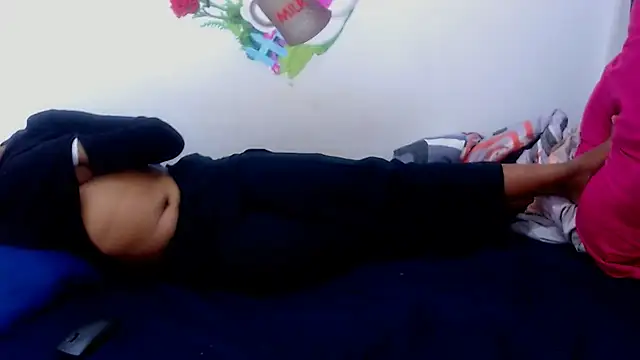 XSexySnow30XX online show from September 29, 9:30 pm