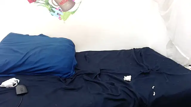 XSexySnow30XX online show from October 17, 11:07 pm