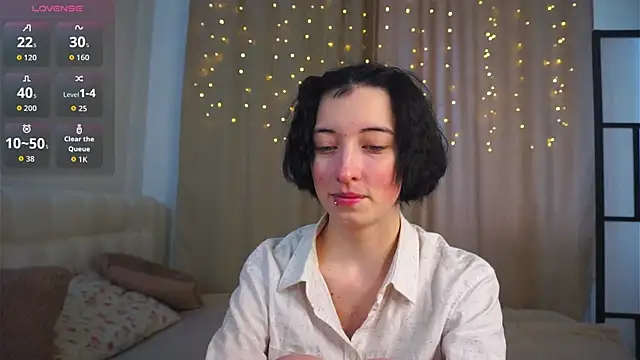 JuanaFriesz online show from February 13, 9:16 am