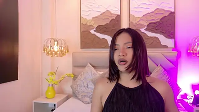 kendalFox  online show from December 19, 2:51 am