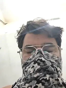 bigdick lickingexpert08 online show from September 23, 6:11 pm