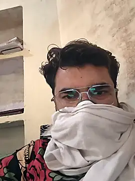 bigdick lickingexpert08 online show from October 9, 8:23 am