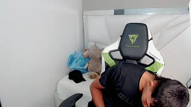 Austin col  online show from September 27, 2:33 pm