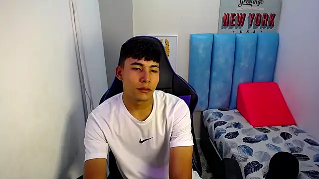 Austin col  online show from October 28, 6:43 pm