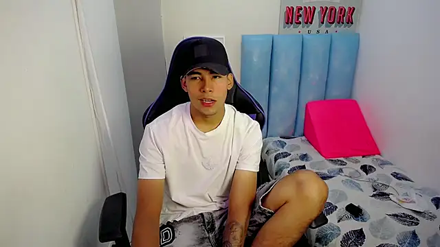 Austin col  online show from October 29, 1:24 pm