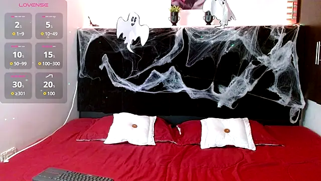 EmmaTower online show from October 2, 7:32 pm