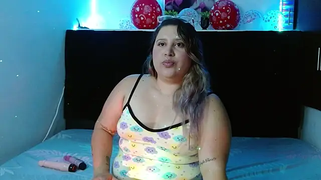 EmmaTower online show from November 3, 2:51 pm