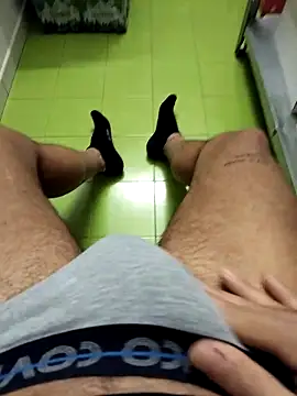 AXEL 84 online show from November 28, 1:58 pm