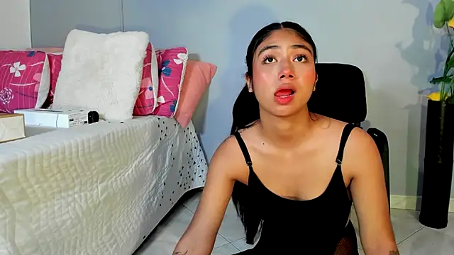 KimTayloor1 online show from September 16, 7:04 pm