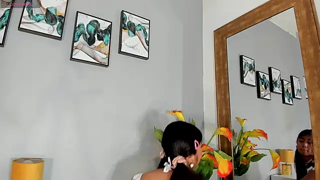 KimTayloor1 online show from October 6, 7:55 pm