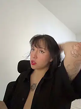 aliciia 23 online show from November 16, 8:47 pm