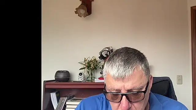 Martintxu1959 online show from September 10, 1:55 pm
