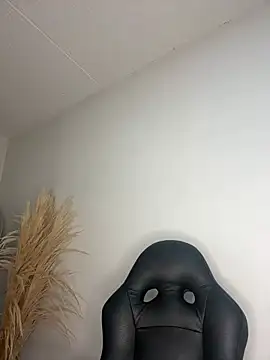 Snapshot of Sun_Sooll_ chatting on March 18, 2:15 am Sun Sooll online show from March 18, 2:15 am