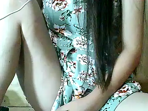 Snapshot of pinay-momm1682 chatting on December 13, 9:09 pm pinay-momm1682 online show from December 13, 9:09 pm