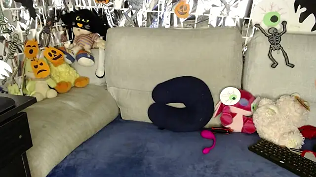 Raycatt1 online show from October 22, 9:20 am