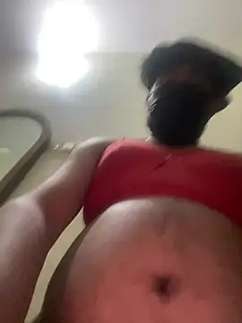 Snapshot of GaziAsharaf chatting on February 14, 1:02 am GaziAsharaf online show from February 14, 1:02 am